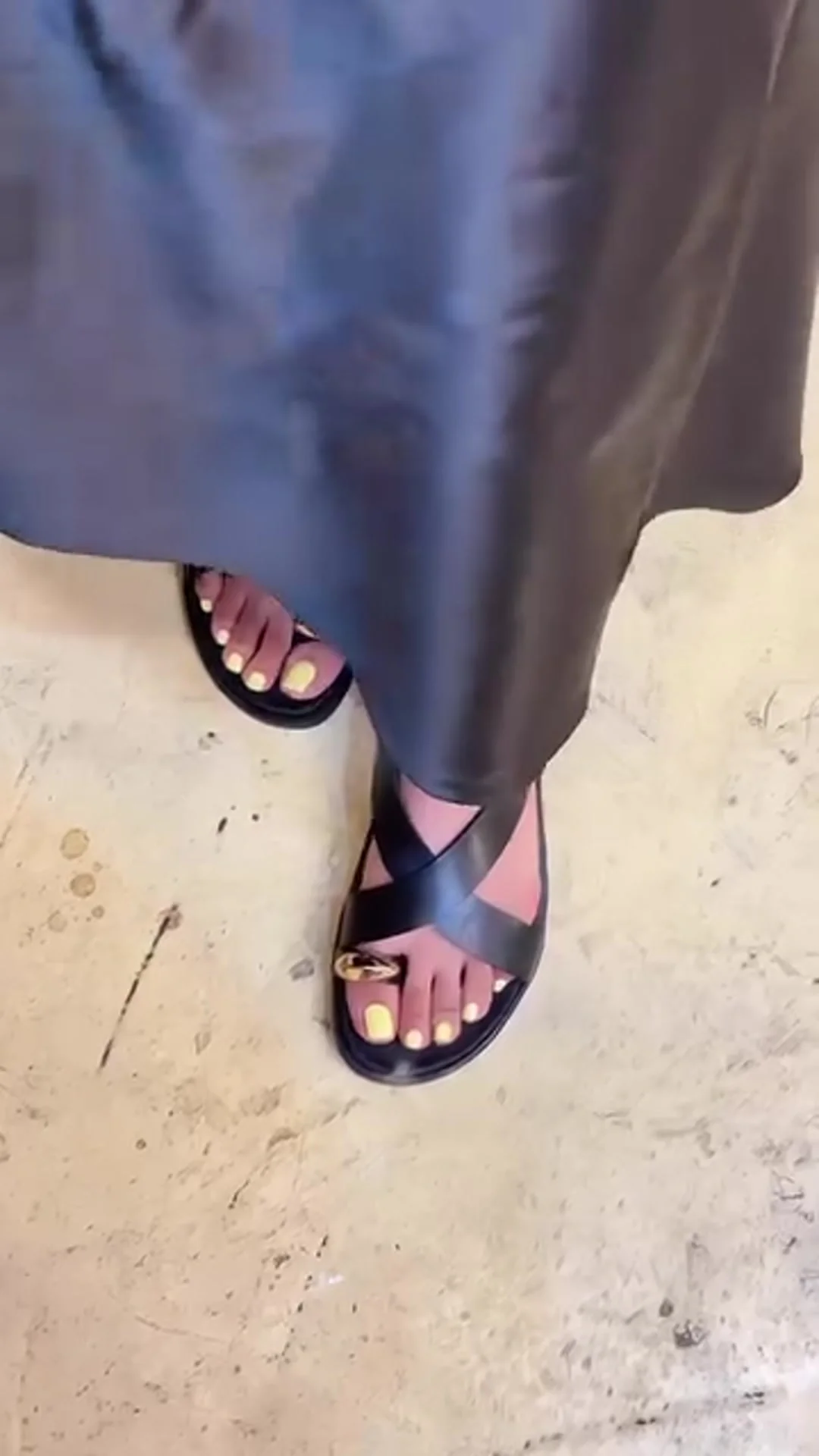 صندل زنانه مدل رایا